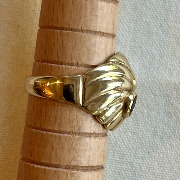 Vintage 14K Gold Garnet and Peridot Ring - Picture 5 of 16